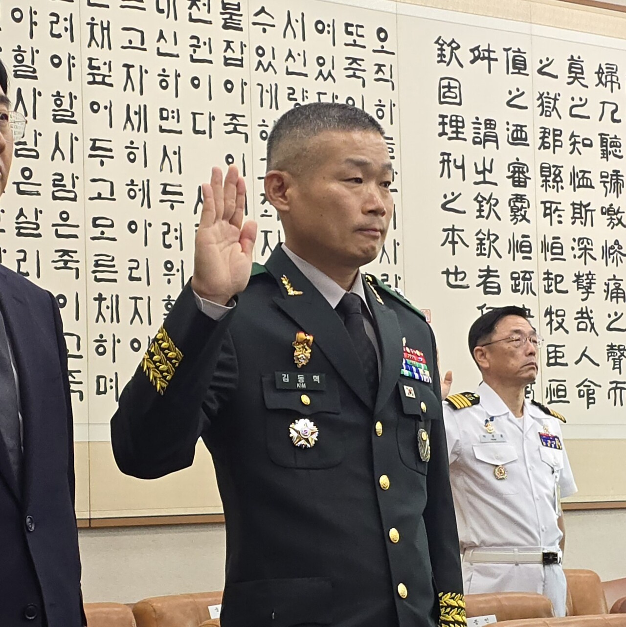 [이로운넷현장]-① 윤석열 대통령 탄핵 청문회, 여야 충돌 속 채상병 수사 외압 진상 규명 공방