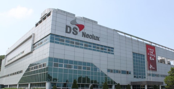 덕산네오룩스, 글로벌 OLED 소재 시장 세계 2위 올라