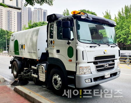 강남구, 이면도로 전용 물청소차 7대 추가 도입