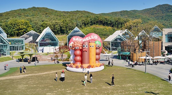 롯데웰푸드, 의왕시 롯데프리미엄아울렛서 빼빼로 팝업스토어 오픈