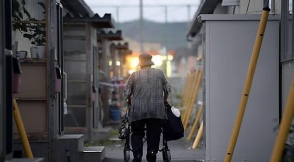 내년 요양시설 예산 대폭 삭감··· 민간 책임 늘고 정부는 뒷전