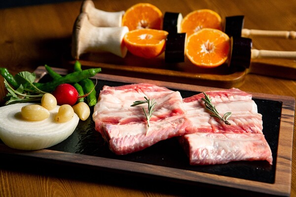 [전지영 더봄] 한국인만 좋아하는 게 아냐···세계의 다양한 갈비 요리