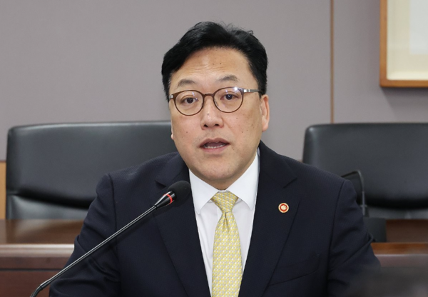K-금융 글로벌화 강조한 김병환···금융지주, 핀테크 소유 15%로 확대