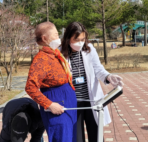 시흥시노인종합복지관, 어르신 건강관리를 위한 체력측정 서비스 진행