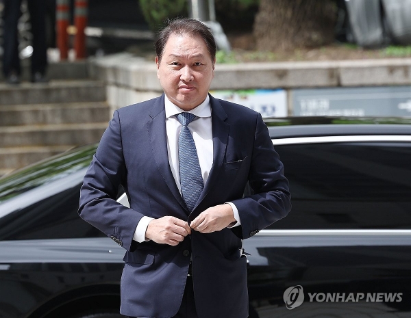 삼성 견제?…최태원 실리콘밸리행,엔비디아 젠슨 황 CEO 회동