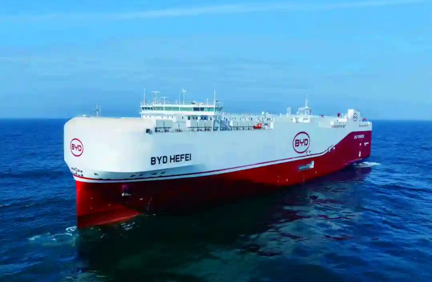 BYD 소유 최초 LNG 이중 연료 자동차 운반선 BYD 허페이 항해