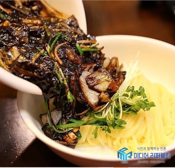 [생방송 투데이 맛집] 불금 불맛 느끼고 싶은 맛집 위치는?, 홍춘짬뽕·홍춘냉짬뽕 맛집 홍춘…수도권 최고의 짬뽕 TOP 5