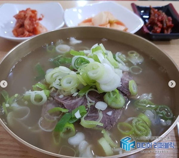 [2tv생생정보 맛집] 택시 맛객 맛집 위치는? 곰탕· 양지국밥과 35가지 슬로시티약초밥상 소개