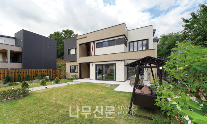 알파룸과 가족실이 특화된 수원 전원주택