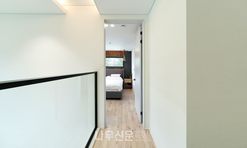 지하 1층 지상 3층, 막힘없이 탁 트인 단독주택의 정석을 보라