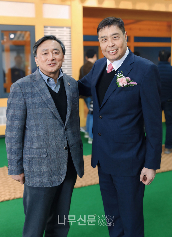 모두의 공장 한강하우징, 주택전시장 오픈