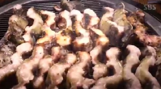 생방송투데이 짚불 무태장어구이, 어마어마한 크기 남다른 식감!