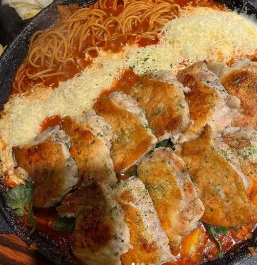 생방송투데이 수원 철판 닭갈비, 겉은 바삭 속은 촉촉!