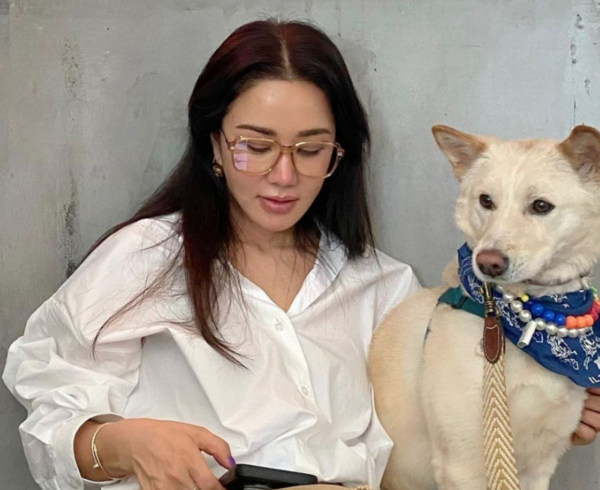 [위드펫·피플] 연예인의 반려견 사랑...반려견과 함께 외로움과 우울증 등 극복