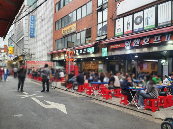 여기 제2의 강남 된대요…시한부 상권 된 노가리골목