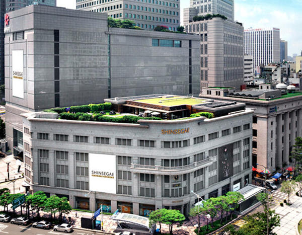 신세계, 인터내셔날 인적 쇄신 단행...적자 개선 위해 면세점 철수할까?