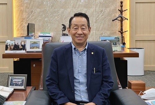 회천농협 본점, 전 영업점에 코로나19 사멸 항바이러스 필름 시공.
