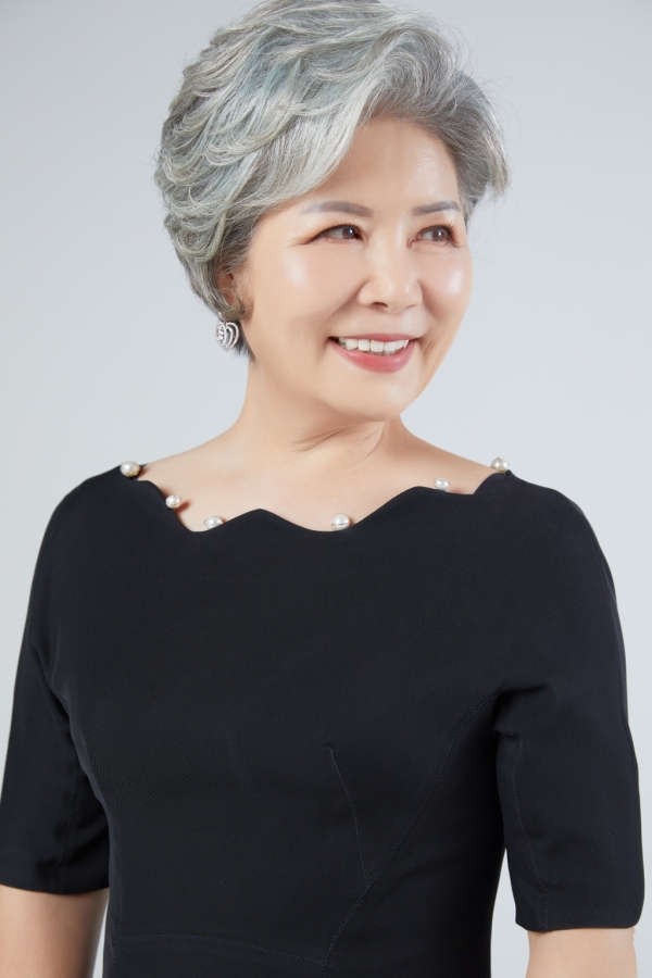 이영숙 씨, 50년 만에 이룬 모델의 꿈… 작은 키에도 꿈은 이루어지네요