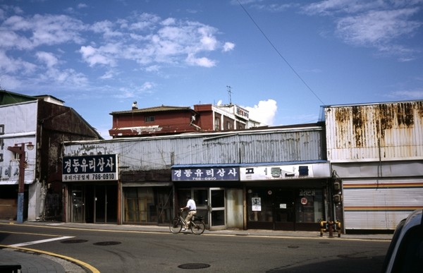 사진찍기 좋은 동네- 배다리 개코막걸리는 장사 접고