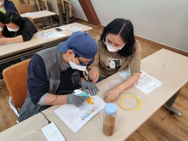 누구나코딩교육협동조합, 장봉혜림원 3D Pen메이커 교육봉사