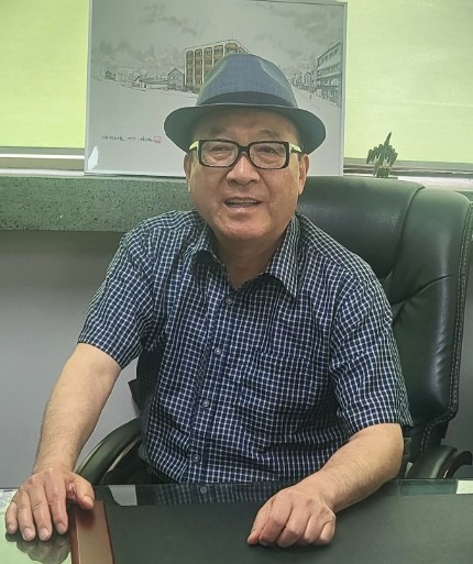 여행은 늘 미래 세계에 대한 설렘을 선물하지요