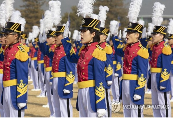 [권태오 장군의 영점사격] 전쟁사 가르치지 않는 사관학교와 전쟁의 참상 모르는 사관생도