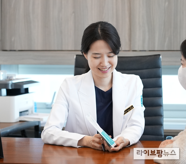 무더운 여름철 끝 없이 배출되는 땀... 다한증 고충이라면?