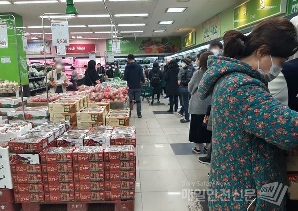 18일부터 가족이면 누구나 공적 마스크 대리구매 가능
