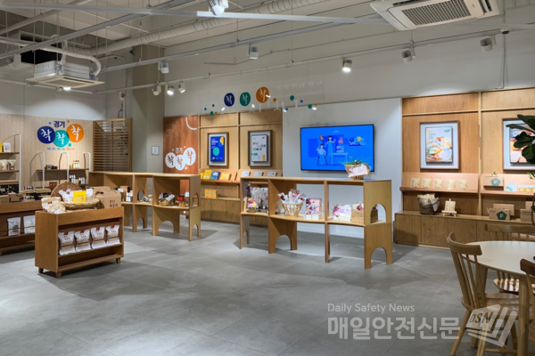 경기도주식회사, 시흥꿈상회 시흥프리미엄아울럿점 내에 착착착 브랜드관 마련