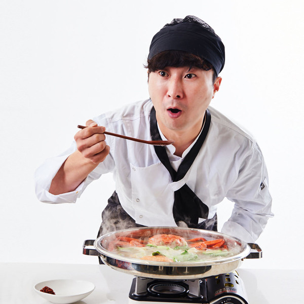 더 단지푸드, 100% 국내산 홍게로 만든 홍게 칼국수 밀키트 출시
