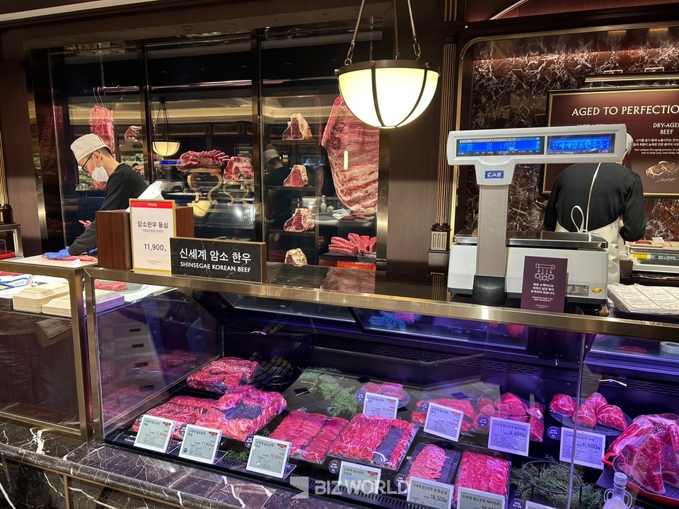 [르포] 온갖 맛있는 게 다 있다...신세계백화점 강남점, 신세계 마켓 가보니
