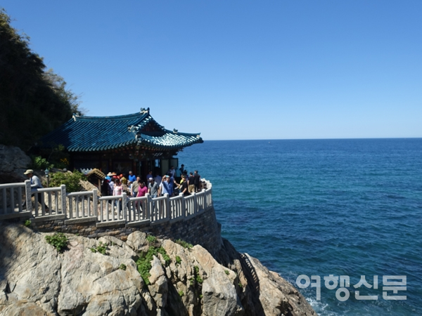 LCC는 국내선 열고 지자체는 여행사 돕고