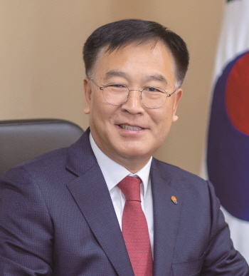 [기획] 세방S&C : 김진하 양양군수 관광객 증가율 전국 1위, 청정 양양 명성 지키겠다