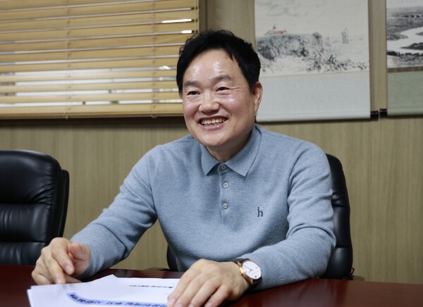 [HOT Interview] 홍익여행사 황윤하 대표｜새로운 랜드마크 거제관광모노레일…레저종합회사로 우뚝