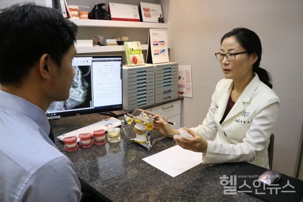 [정영욱 원장 건강칼럼] 성인 치아교정, 턱관절 건강 등 구강상태 고려한 맞춤 교정 필요