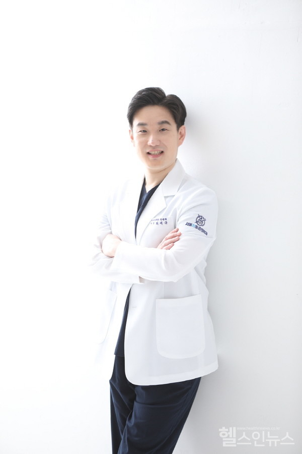 [최재규 원장 건강칼럼] 누구나 겪을 수 있는 허리디스크, 통증 완화 방법은?