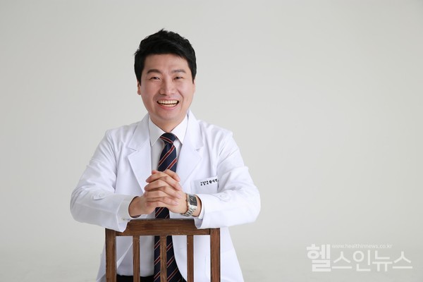 [황석현 원장 건강칼럼] 치아가 결손되는 다양한 이유, 임플란트로 해결