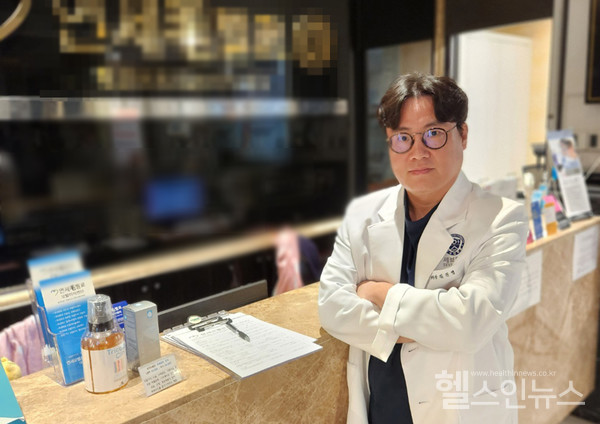 자존감까지 잃게 만드는 탈모, 모발이식 앞두고 있다면? [김진영 원장 건강칼럼]