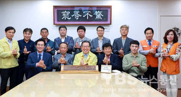 서울우유협 남양주 낙농축산계, 남양주시에 우유 1천만원 후원