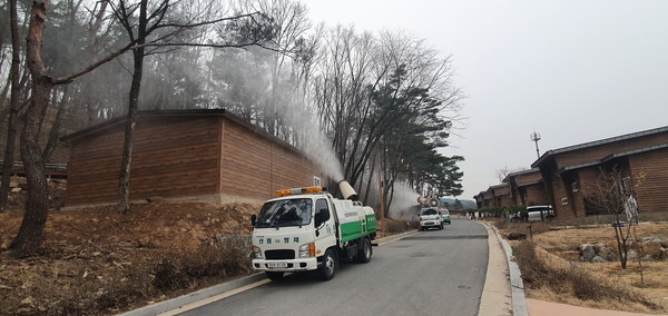충북도, 기후변화 대응한 산림병해충방제 총력