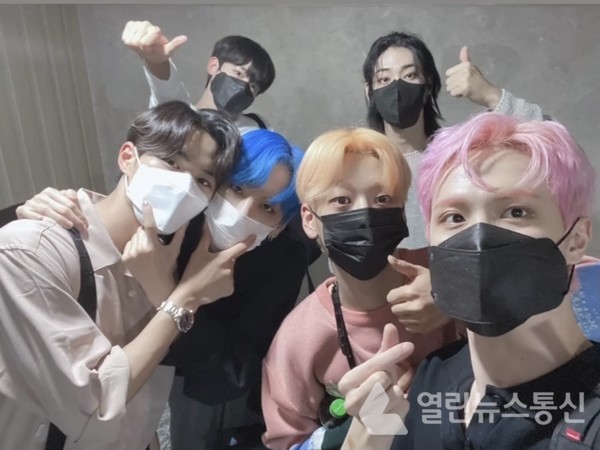 볼륨을 높여요 위아이, 완전체 출격