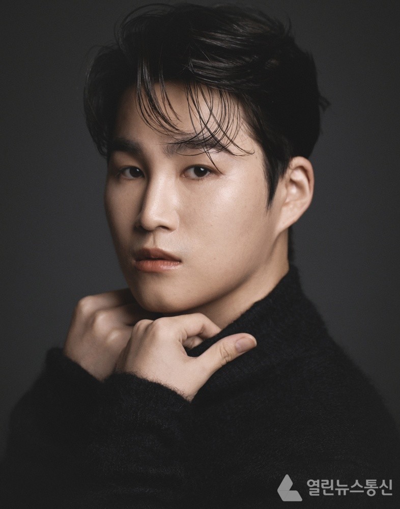 김희재 박해진 형과 중화권 함께 해…마운틴무브먼트와 중화권 독점 계약