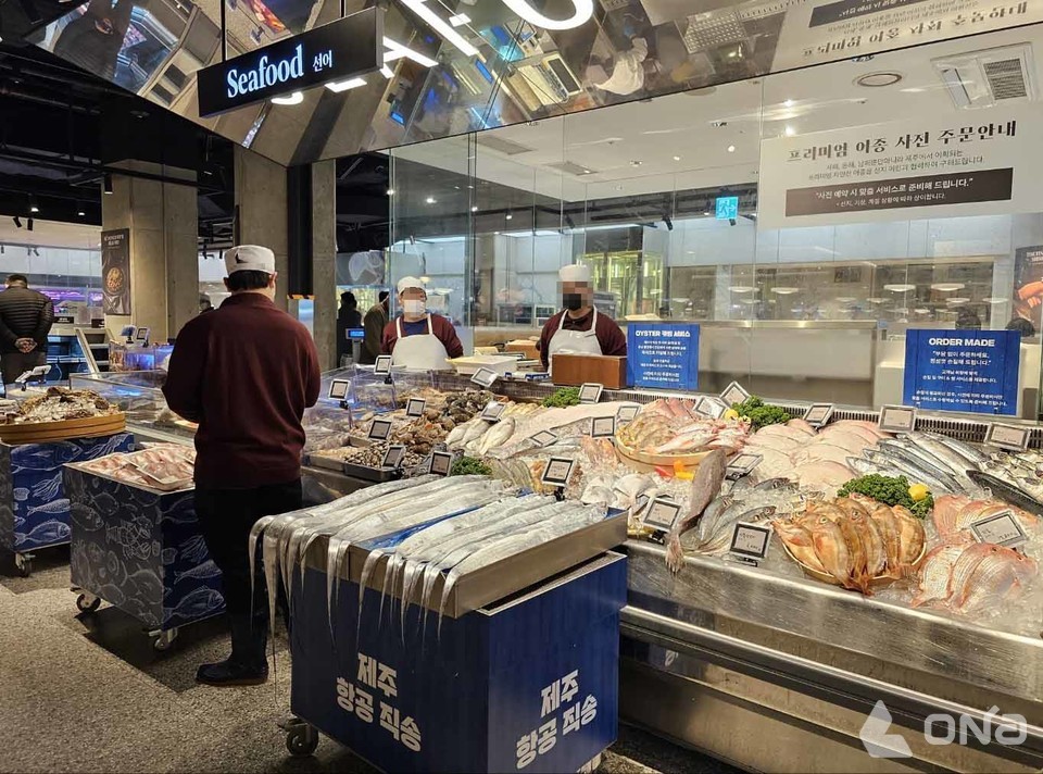 신세계푸드마켓 도곡점, 백화점 식품관으로 리뉴얼 오픈