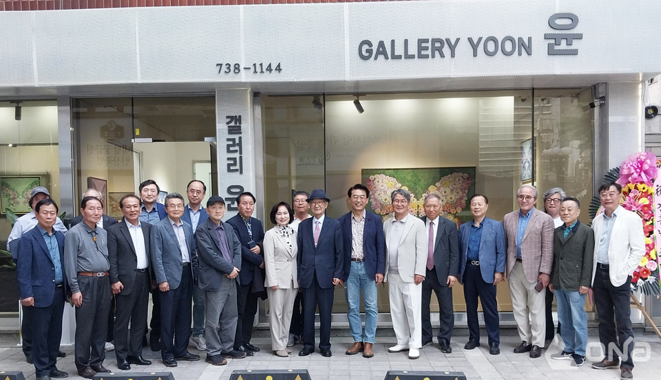 김홍년 개인전: 공존의 날개짓갤러리 윤 확장 이전 개관 기념초대전