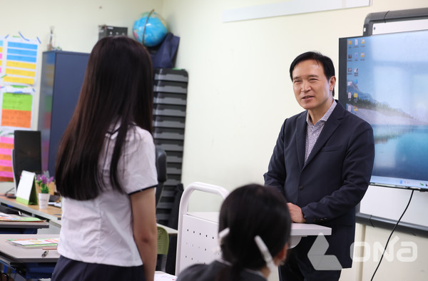 임태희 교육감 안산 지역 경기한국어랭귀지스쿨 등 현장방문