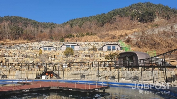 산으로 간 낚시꾼 캠핑장