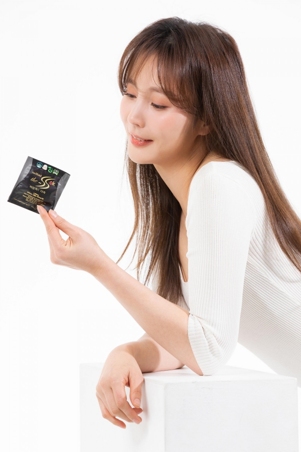 아임쏙 다이어트, 전속 모델로 안혜경 선정