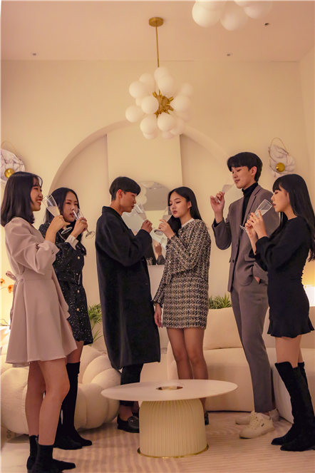 플로르방송제작사, 70평 규모 강남 역삼동 지점 OPEN