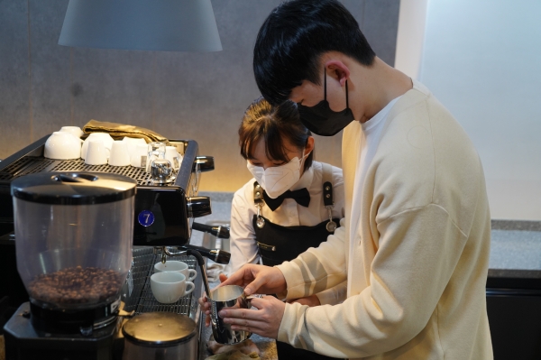 서울호서직업전문학교 호텔식음료서비스계열 바리스타&바텐더 체험 스쿨 성료