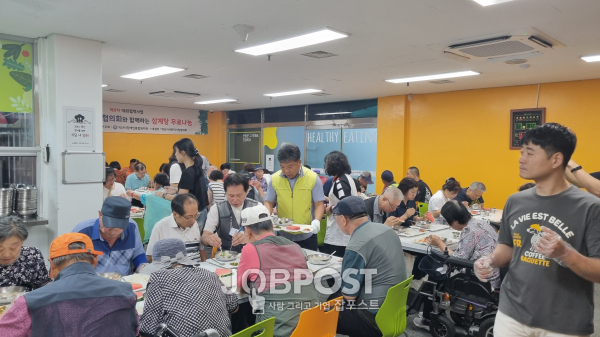 익산시사회적기업협의회, 익산시장애인종합복지관에서 삼계탕 나눔봉사